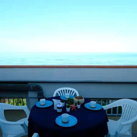 Caterina Vista Mare - *